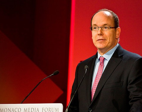 Đời sống vương giả của những hoàng thân giàu nhất thế giới ảnh 8